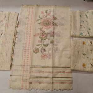 US2842