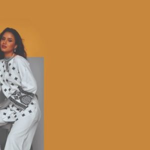 4 White 1 Giza Cotton Satin Co-Set 170