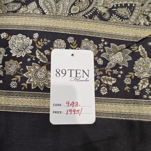 943