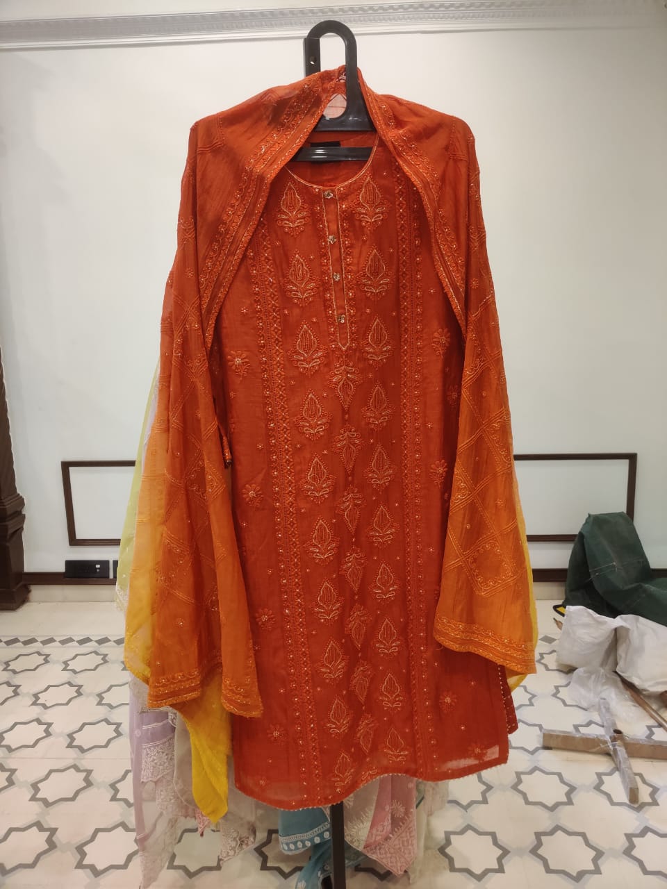 Mull Chanderi Lucknowi With Shaded Dup - 142