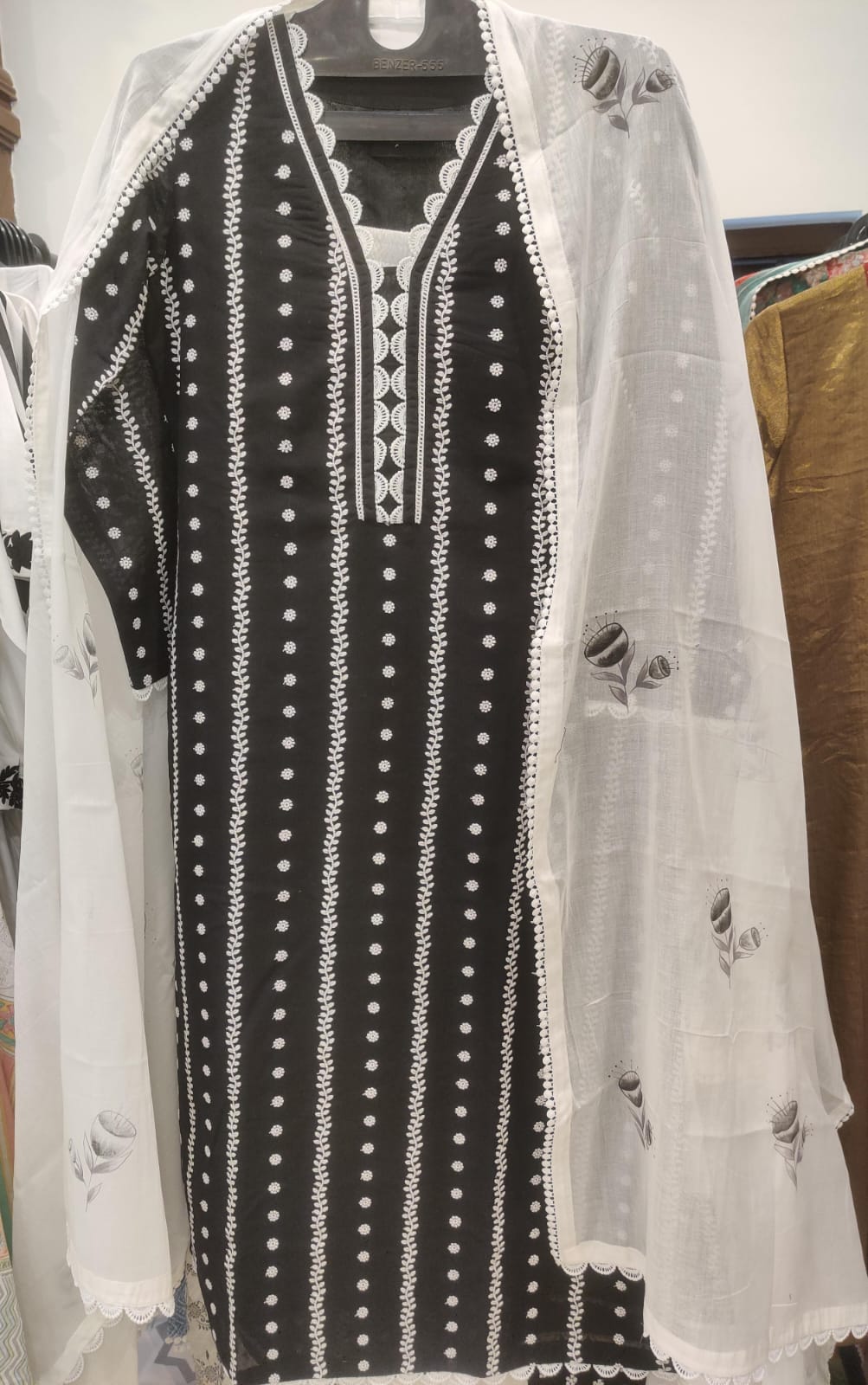 Cotton Embroidery & Mull Hand Print Dup - 203