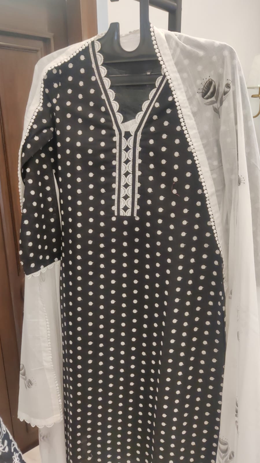 Cotton Embroidery & Mull Hand Print Dup - 218