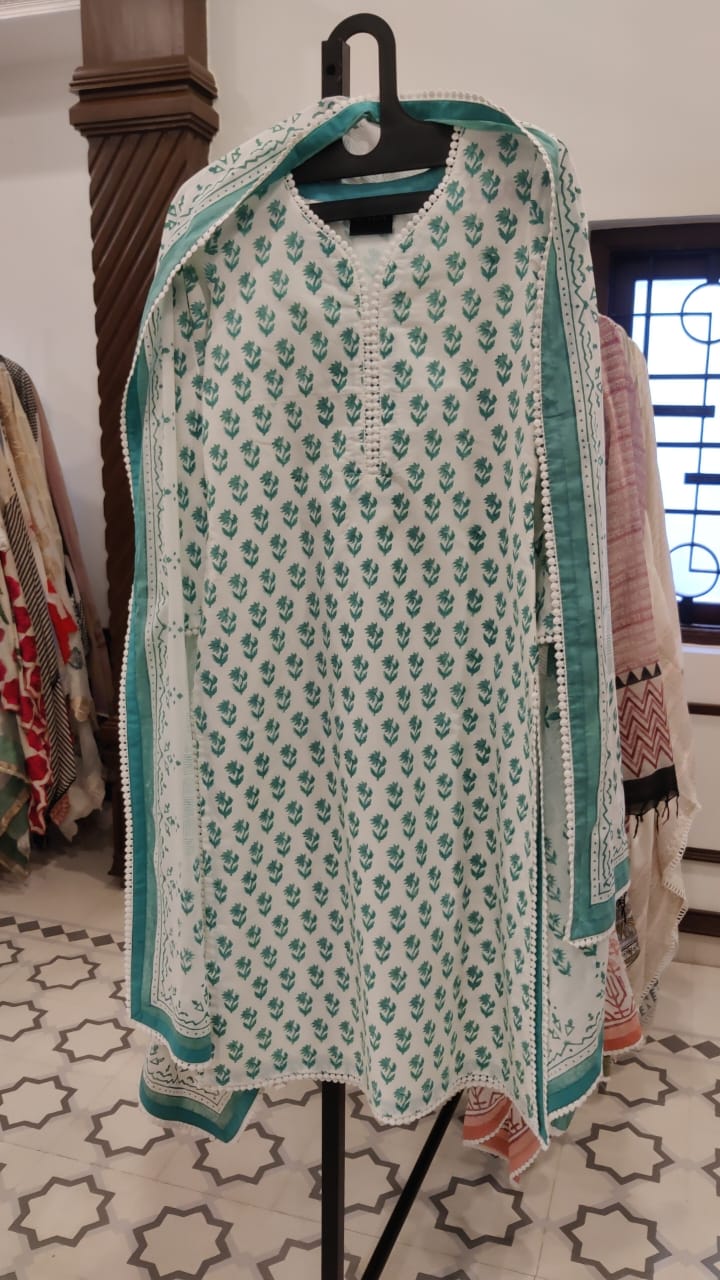 Cotton Block Mull Dup 125