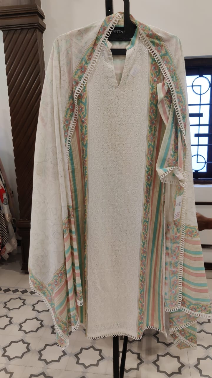 Chicken Panel Block Print (Flower Color) 116